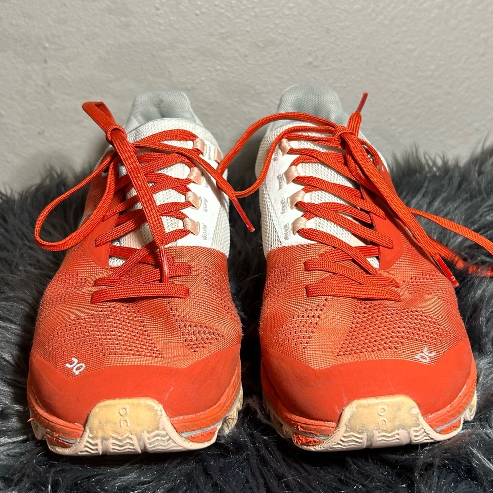 ON Running Women's Cloudsurfer 6 Running Shoes Rust Sneakers Size 9.5 - Picture 5 of 10